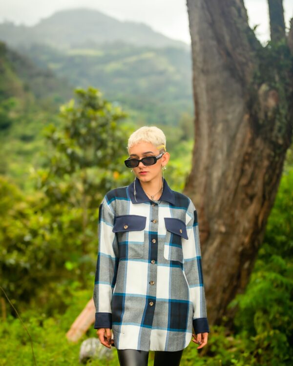 CHAQUETA LIVIANA DE CUADROS